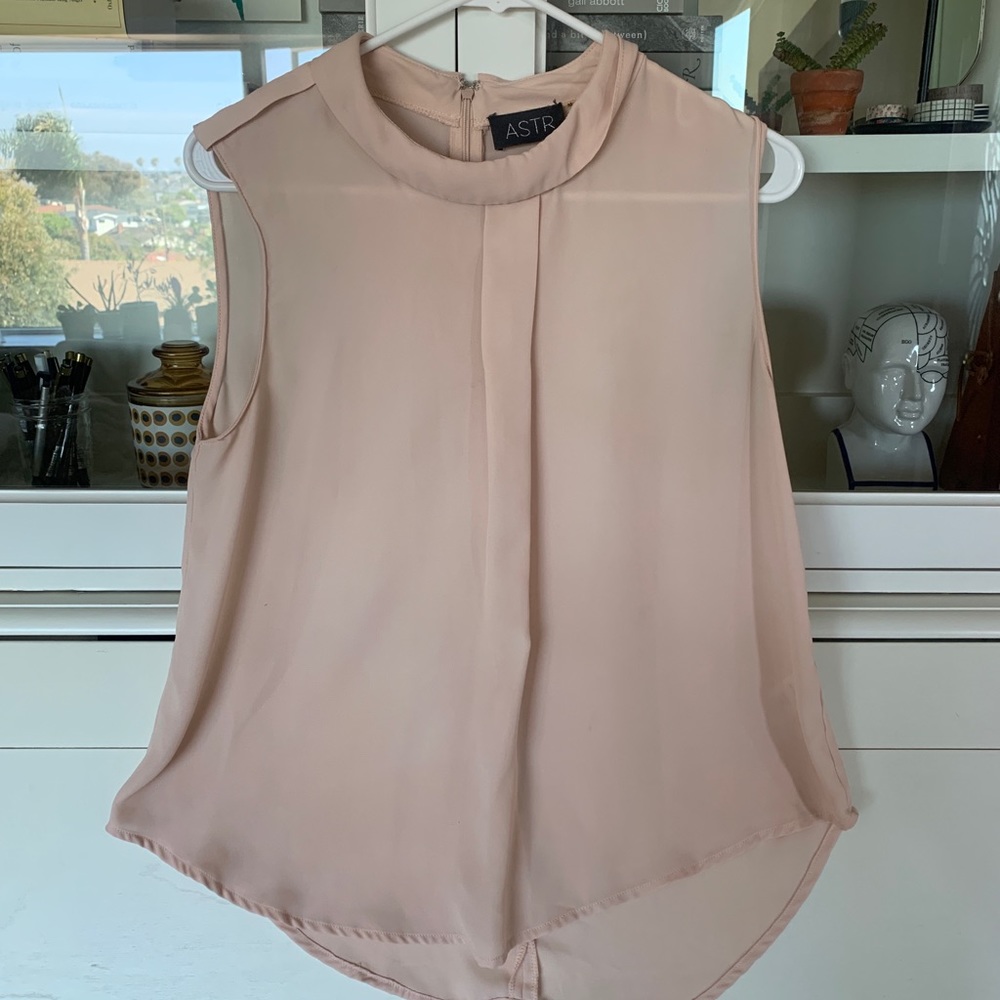 ASTR sleeveless blouse